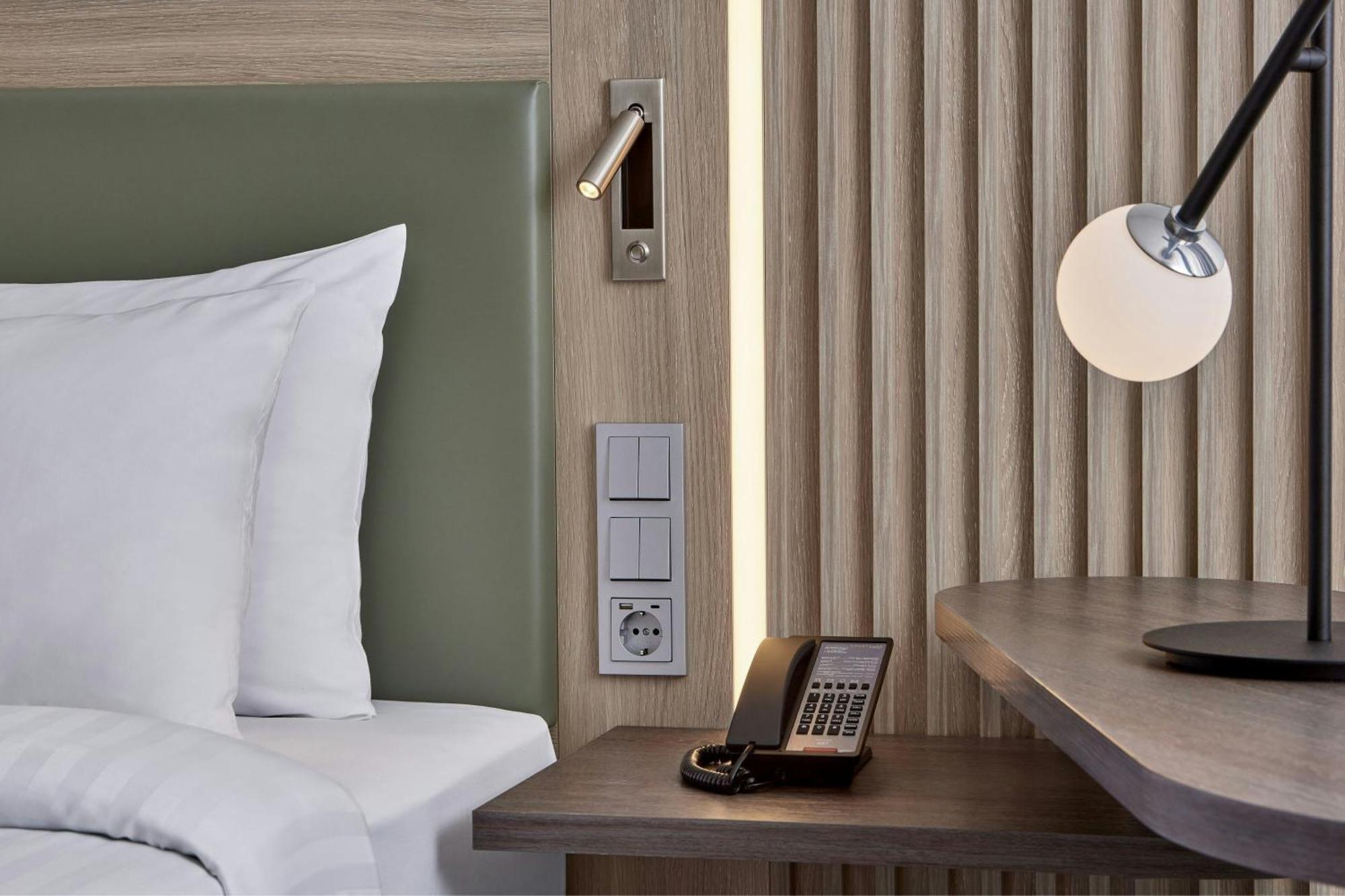 Courtyard By Marriott Center Berlin