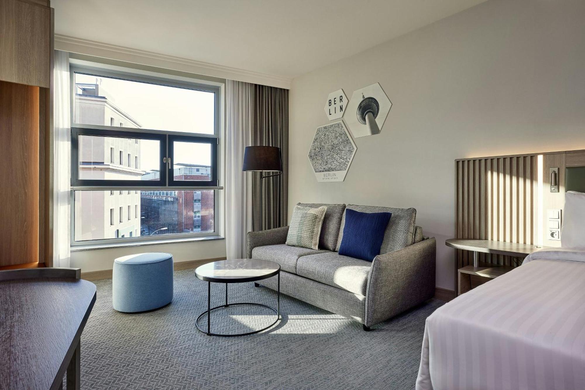 Courtyard By Marriott Center 4* Berlino